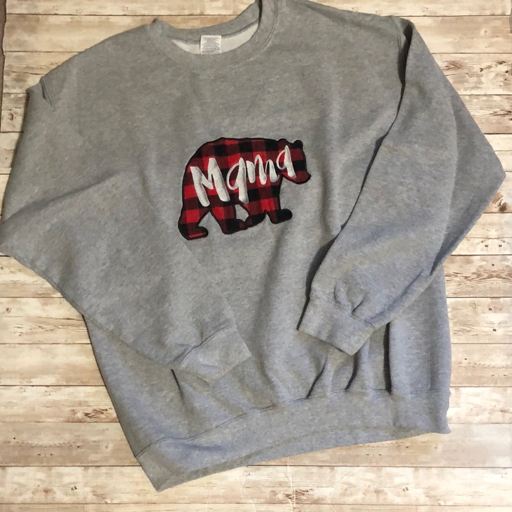 Mama Gray Bear Print Sweatshirt